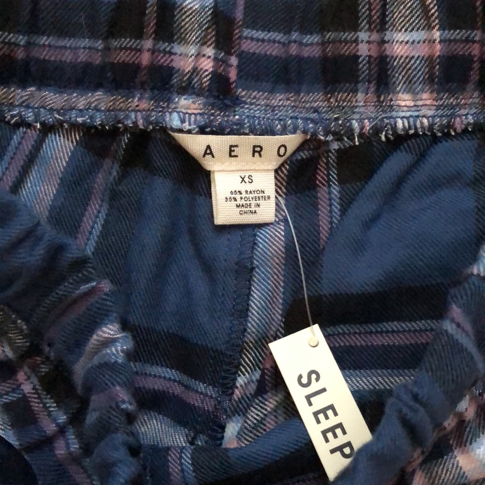 *SOLD* NWT Aeropostale Plaid Pajama Bottoms - Picture 2 of 4